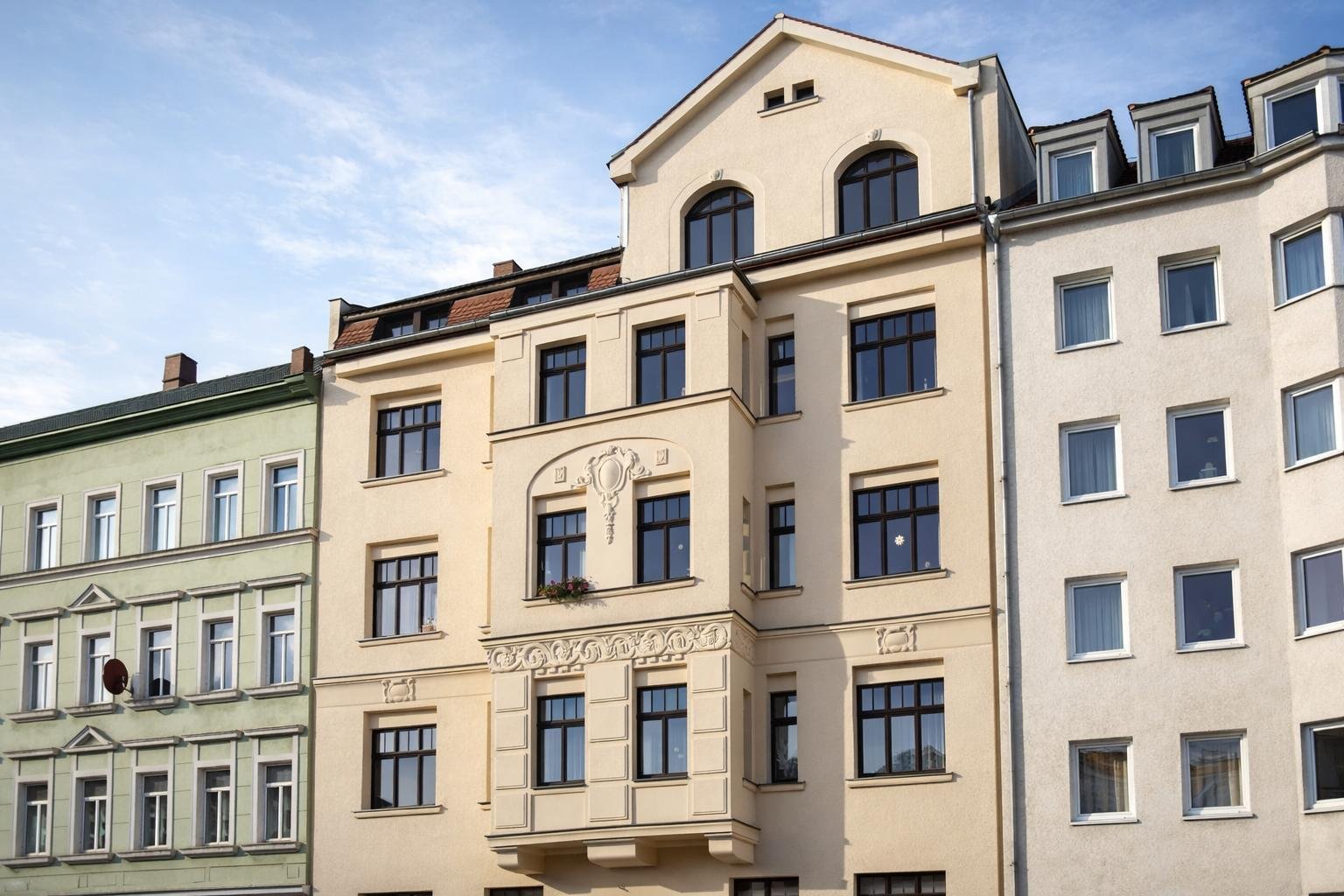 Familienwohnung in GOHLIS • BEZUGSFREI • PROVISIONSFREI • 3 ZKB • BALKON Familienwohnung in GOHLIS • BEZUGSFREI • PROVISIONSFREI • 3 ZKB • BALKON