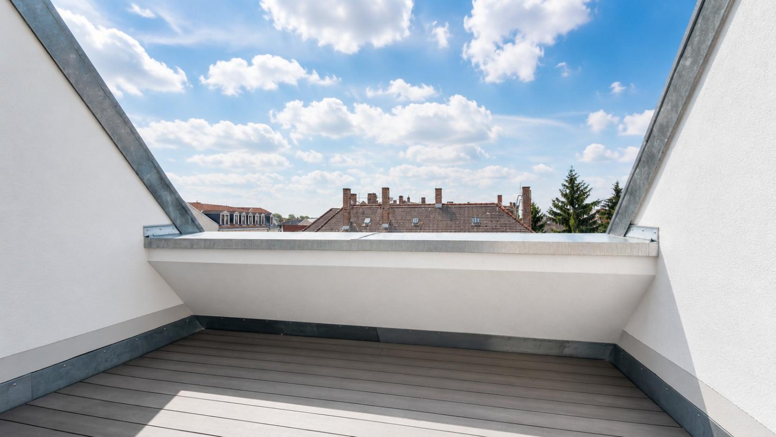 Dachgeschoss-Maisonette ** Neubau am Park ** Süd-Terrasse ** Einbauküche ** Lift Dachgeschoss-Maisonette ** Neubau am Park ** Süd-Terrasse ** Einbauküche ** Lift